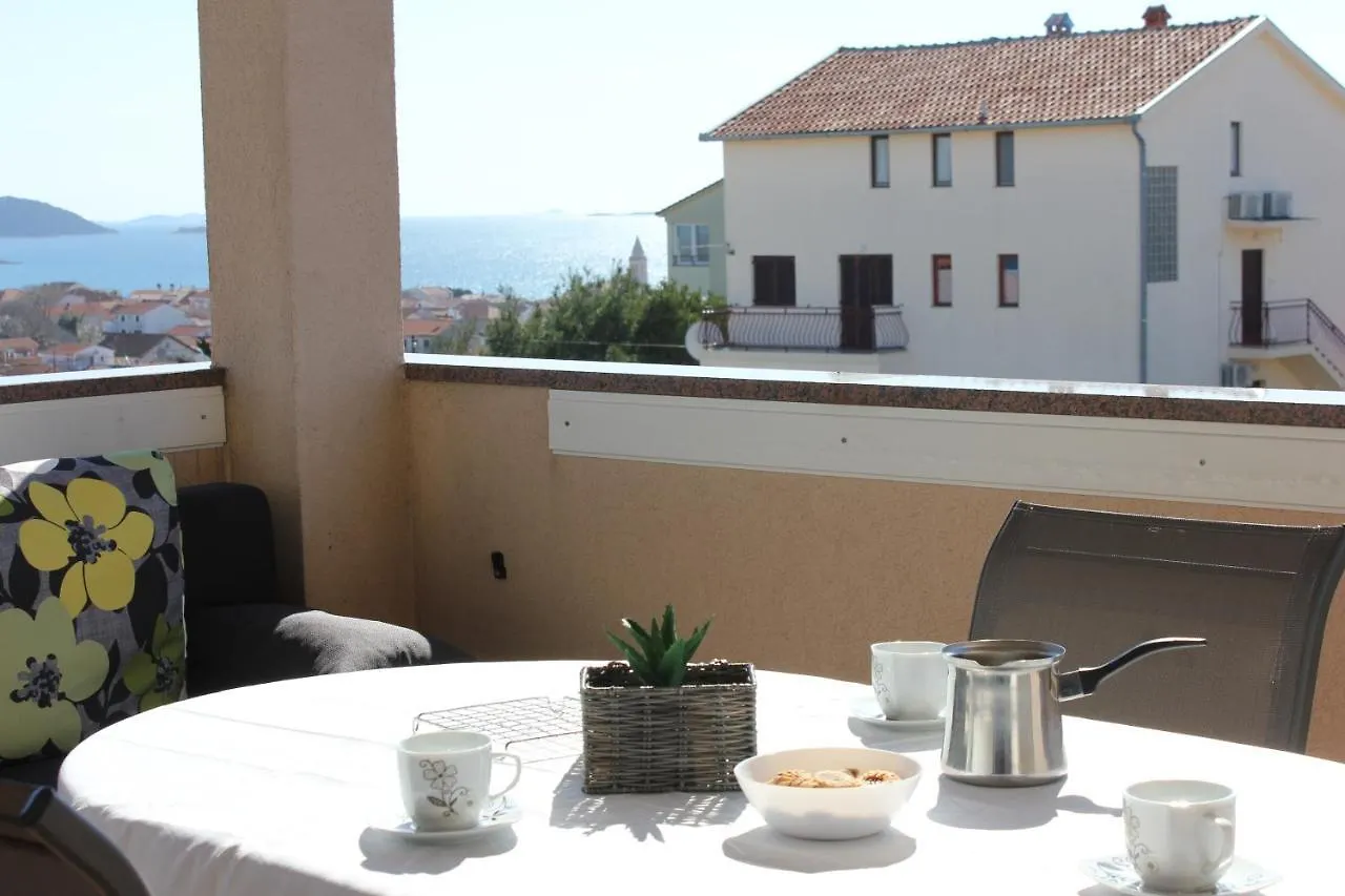 Luka Apartman Pakostane 0*,  Croatia